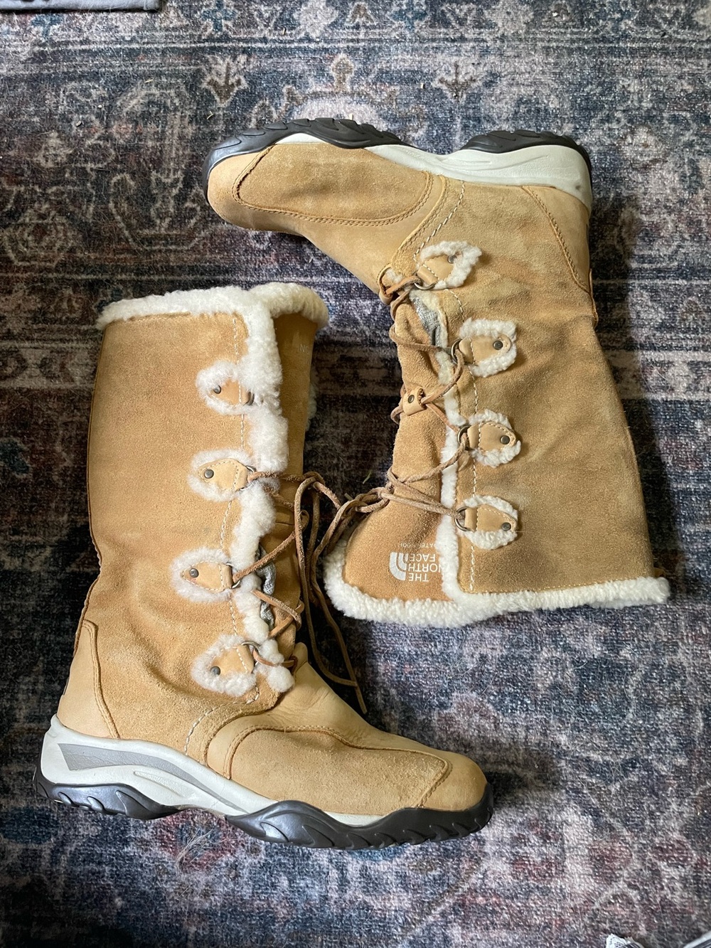 🐑The north face shearling wool boots🐑